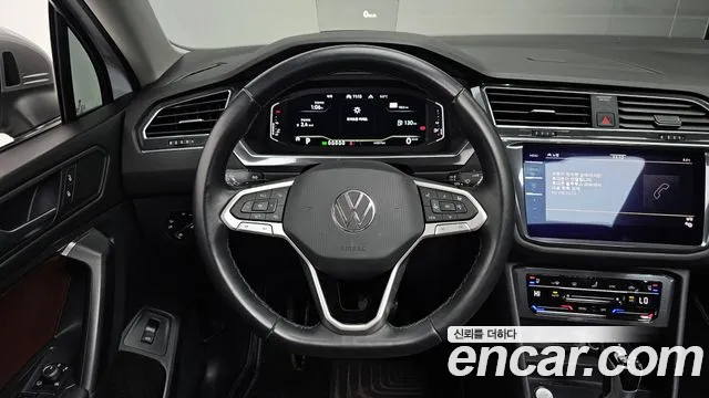 Volkswagen Tiguan 2023 — фото 14