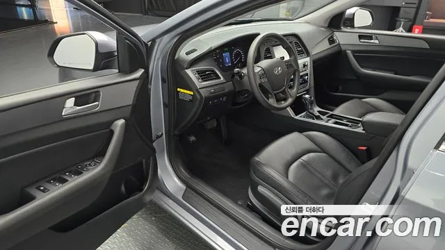 Hyundai Sonata 2016 — фото 11