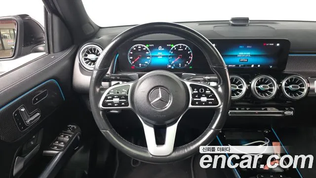 Mercedes-Benz GLB-Class 2021 — фото 12