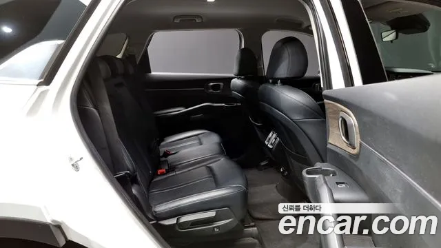 Kia Sorento 2022 — фото 12