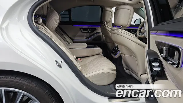 Mercedes-Benz S-Class 2023 — фото 12