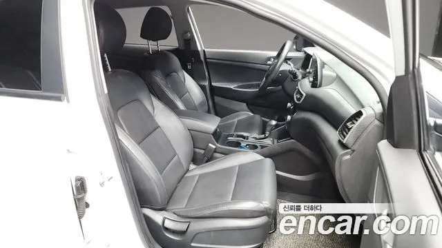 Hyundai Tucson 2020 — фото 11