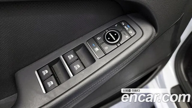 Hyundai Genesis 2016 — фото 13