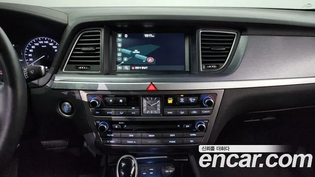 Hyundai Genesis 2016 — фото 16