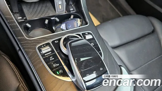 Mercedes-Benz C-Class 2021 — фото 17