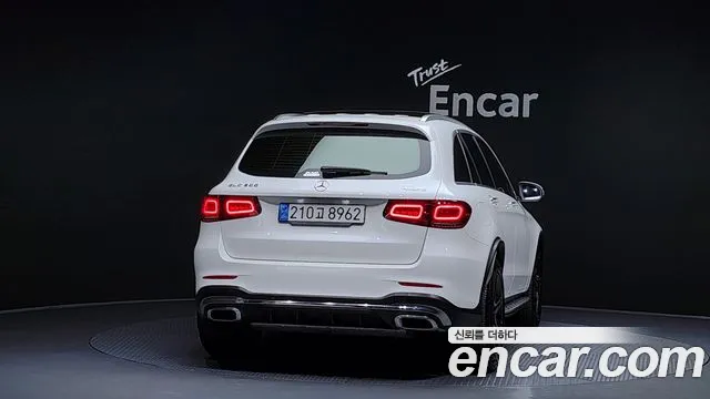 Mercedes-Benz GLC-Class 2022 — фото 4