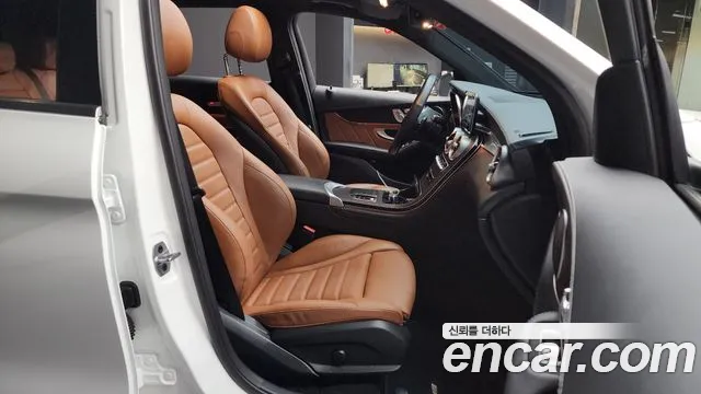 Mercedes-Benz GLC-Class 2022 — фото 11