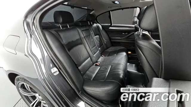 BMW 5-Series 2015 — фото 11