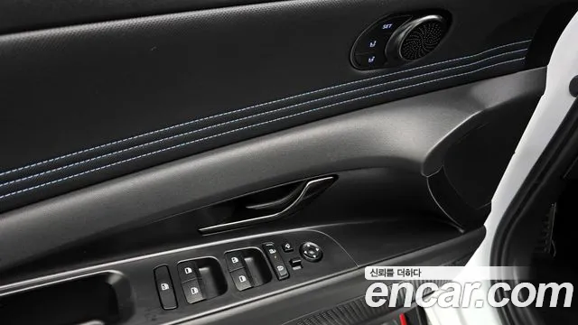 Hyundai AVANTE 2025 — фото 18