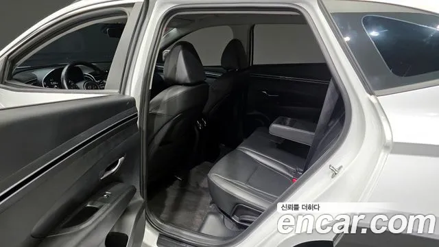 Hyundai Tucson 2023 — фото 11