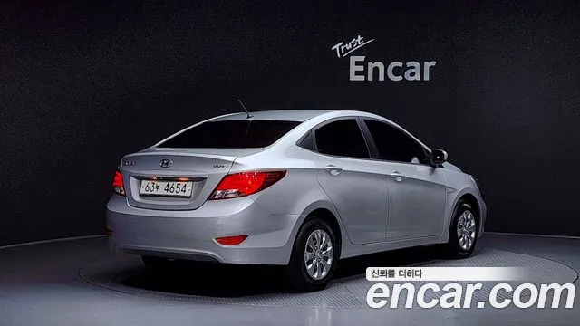 Hyundai Accent 2015 — фото 2