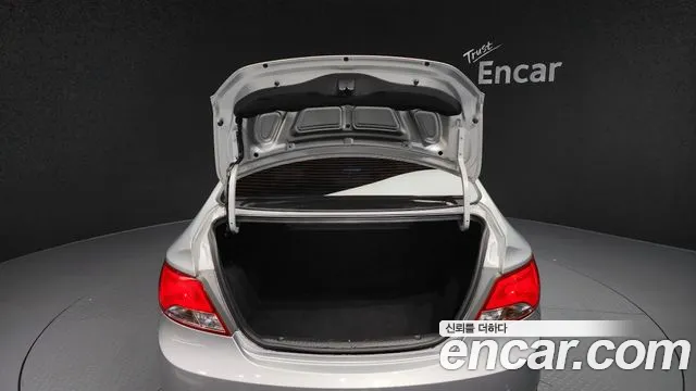 Hyundai Accent 2015 — фото 20