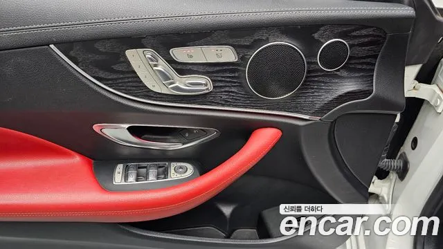 Mercedes-Benz E-Class 2018 — фото 18