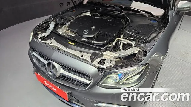 Mercedes-Benz E-Class 2018 — фото 6