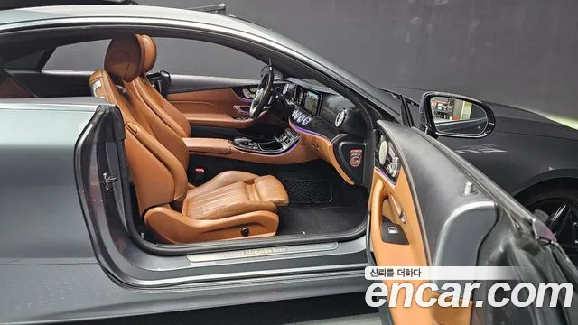 Mercedes-Benz E-Class 2018 — фото 11