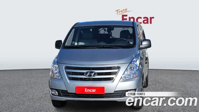 Hyundai Starex 2018 — фото 3