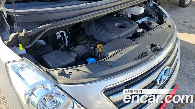 Hyundai Starex 2018 — фото 6