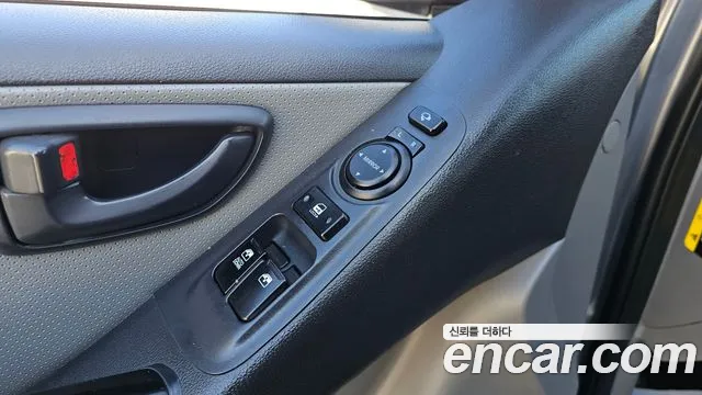 Hyundai Starex 2018 — фото 17