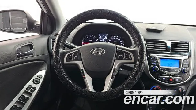 Hyundai Accent 2012 — фото 13