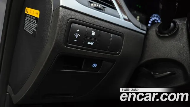Hyundai Genesis 2016 — фото 14