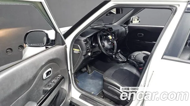 Kia Soul 2015 — фото 10