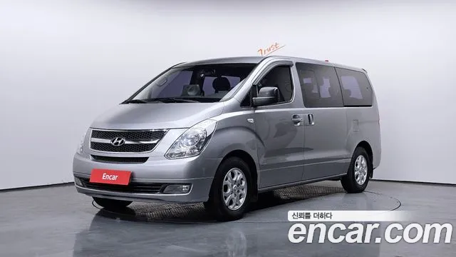 Hyundai Starex 2012 — фото 1