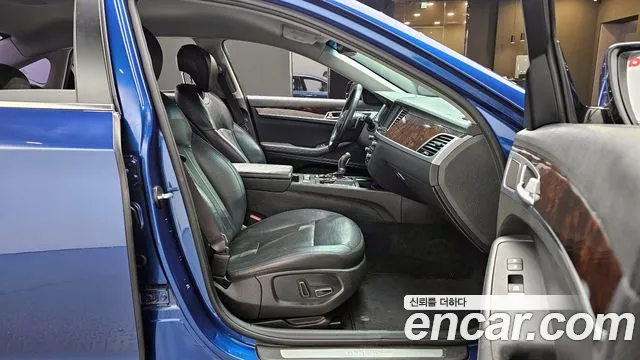 Hyundai Genesis 2016 — фото 10