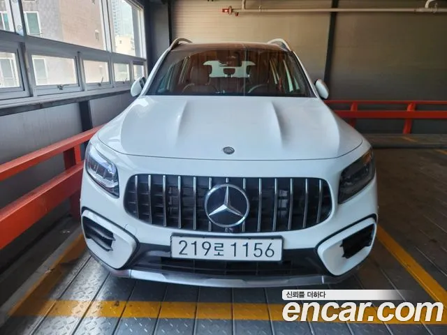 Mercedes-Benz GLB-Class 2025 — фото 2