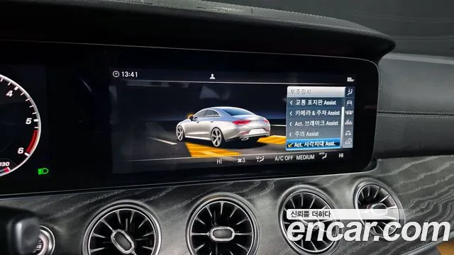 Mercedes-Benz CLS-Class 2019 — фото 16
