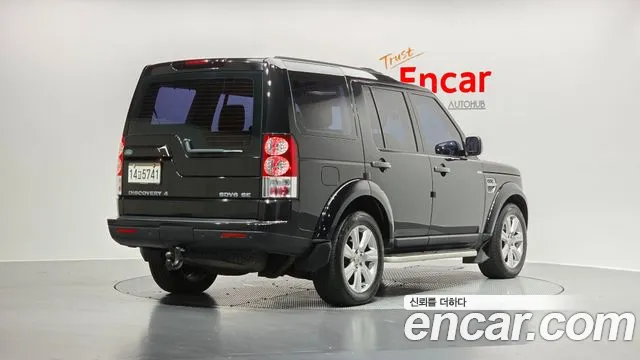 Land Rover Discovery 2013 — фото 2