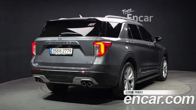 Ford Explorer 2021 — фото 2
