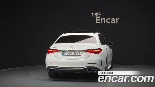 Mercedes-Benz C-Class 2022 — фото 4