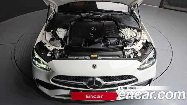 Mercedes-Benz C-Class 2022 — фото 6