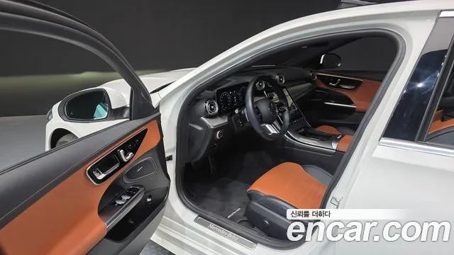 Mercedes-Benz C-Class 2022 — фото 10