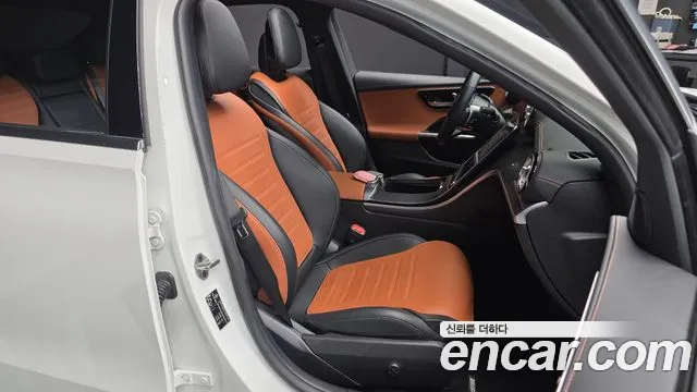Mercedes-Benz C-Class 2022 — фото 12