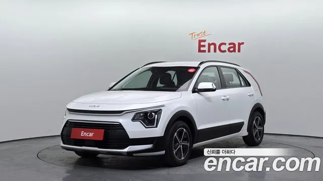 Kia Niro 2022 — фото 1