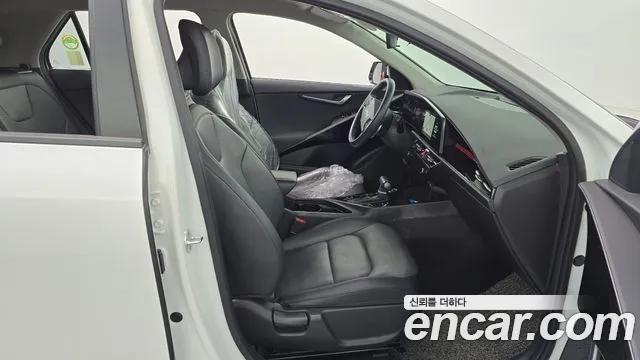 Kia Niro 2022 — фото 11