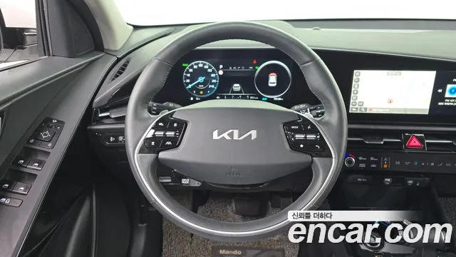 Kia Niro 2022 — фото 13