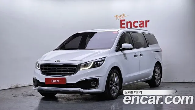 Kia Canival 2018 — фото 1