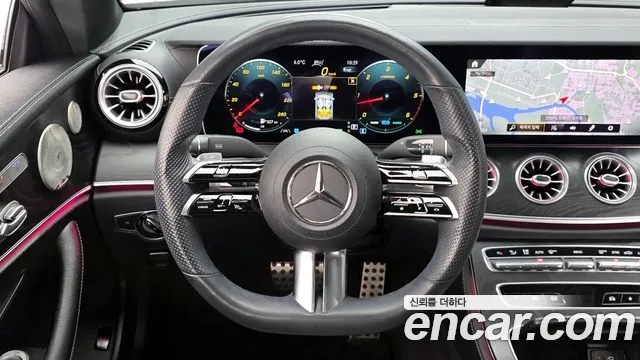 Mercedes-Benz E-Class 2022 — фото 13