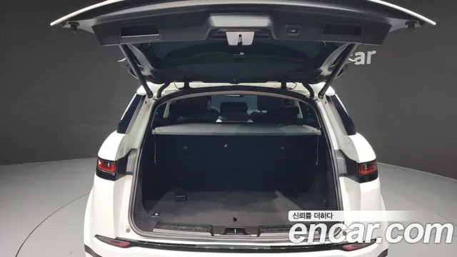 Land Rover Range Rover Evoque 2020 — фото 20