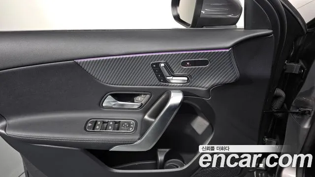 Mercedes-Benz A-Class 2024 — фото 18