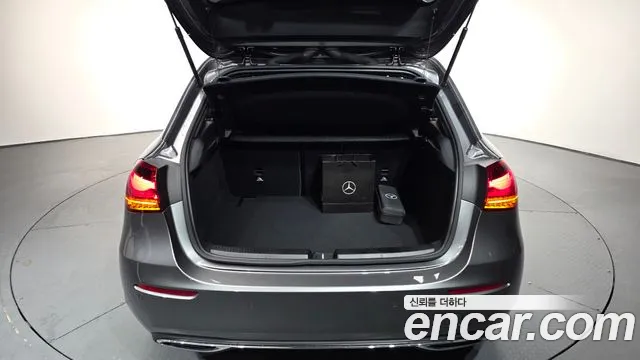 Mercedes-Benz A-Class 2024 — фото 19