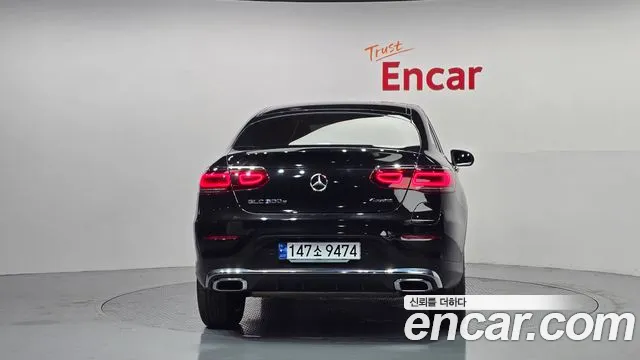 Mercedes-Benz GLC-Class 2023 — фото 4