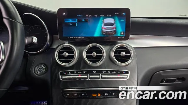 Mercedes-Benz GLC-Class 2023 — фото 15