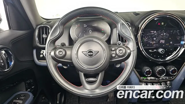 Mini Countryman 2021 — фото 13