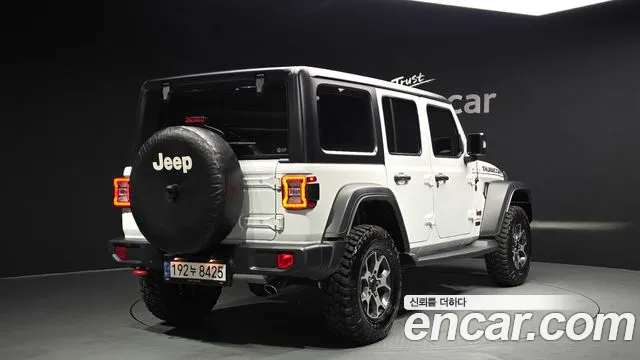 Jeep Wrangler 2023 — фото 2
