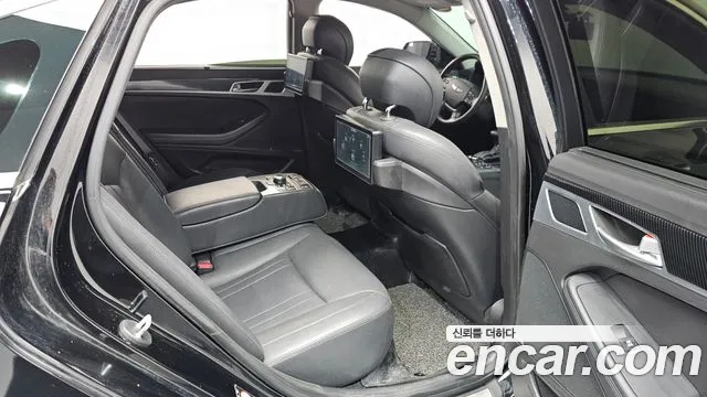 Hyundai Genesis 2015 — фото 12