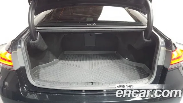 Hyundai Genesis 2015 — фото 20