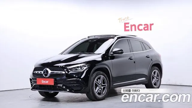 Mercedes-Benz GLA-Class 2023 — фото 1